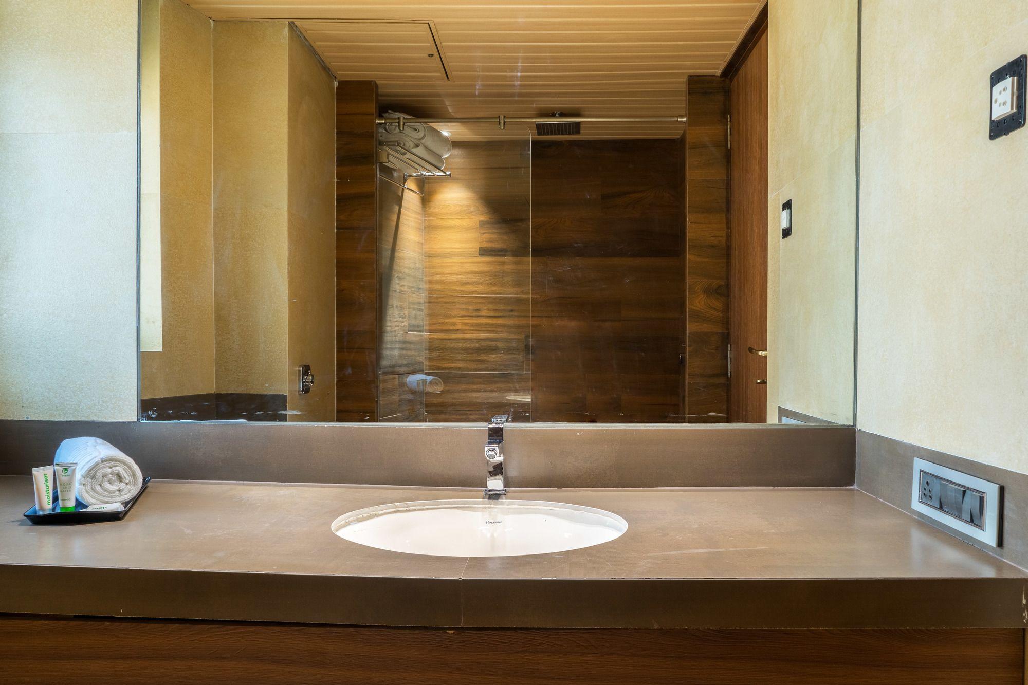 Hotel Treebo Olive Nest Mumbai Exterior foto
